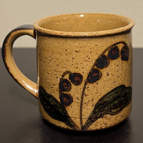 Vintage OTAGIRI JAPAN Floral Lily Flower Stoneware Mug w/ Brown Speckles ~ 1970s - Picture 3 of 11